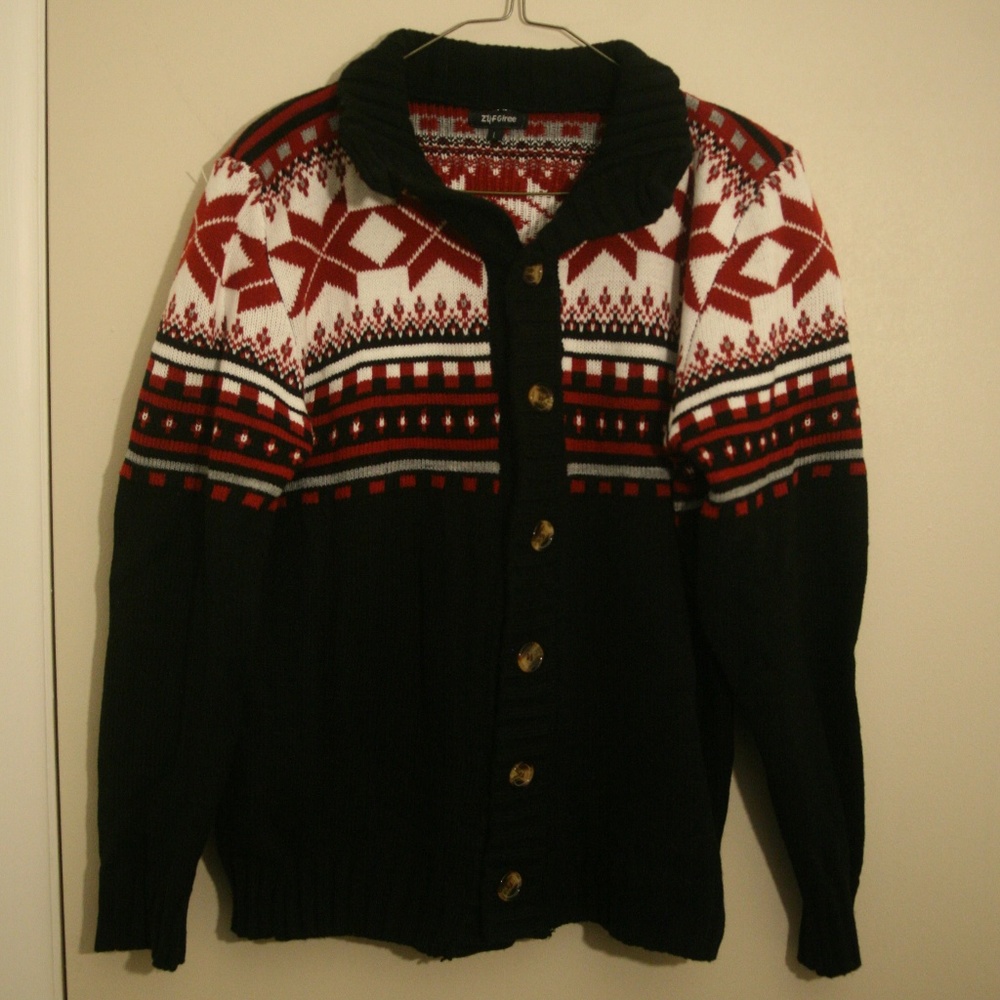 Zyfg Free - Size Large, Button down sweater